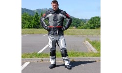 Vyriškos vasarinės motociklininko pirštinės W-TEC: Vyriškos odinės moto pirštinės W-TEC Crushberg