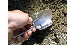 BasicNature sudedamas nerūdijančio plieno kastuvas