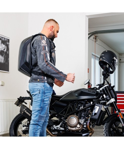 Hard Shell Motorcycle Backpack W-TEC Shellter