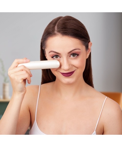 Radio frequency massage device for the eye area inSPORTline Eyewish