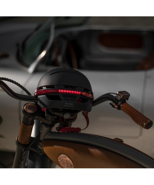 Livall BH51 smart helmet, size M, black