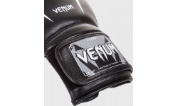 Venum Giant 3.0 Boxing Gloves - Nappa Leather - Black