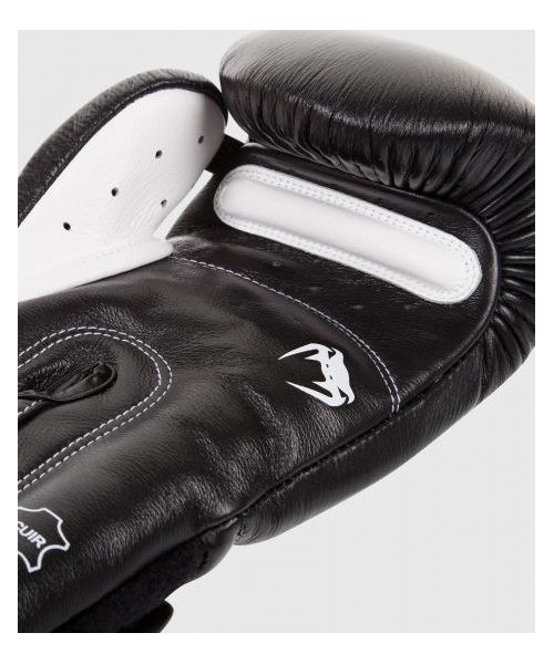 Venum Giant 3.0 Boxing Gloves - Nappa Leather - Black