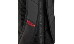 Kuprinė Venum Challenger Xtrem Evo, juoda/raudona